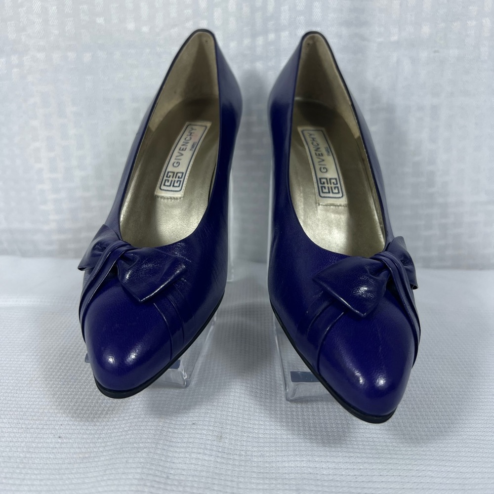 7183: Givenchy Vintage Blue Leather Bow Pumps Size 35.5 (US 5.5) w/callout - Picture 2 of 8